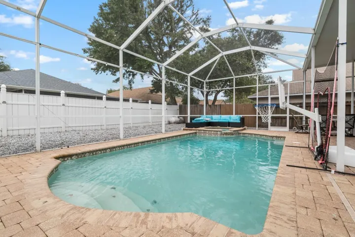 Pool &amp; Spa