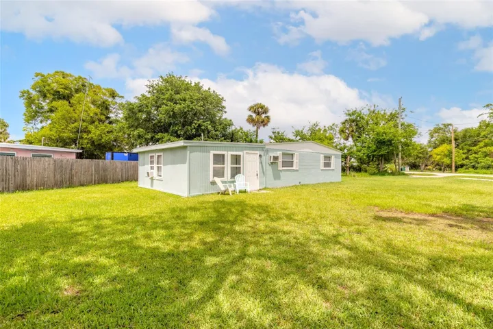 Front Large lot