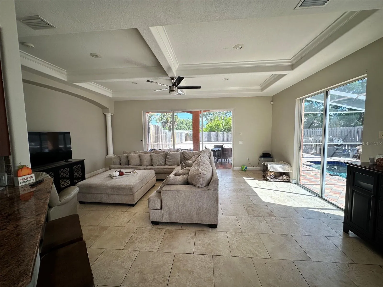 2125 Montclair