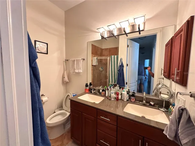 2119 Montclair