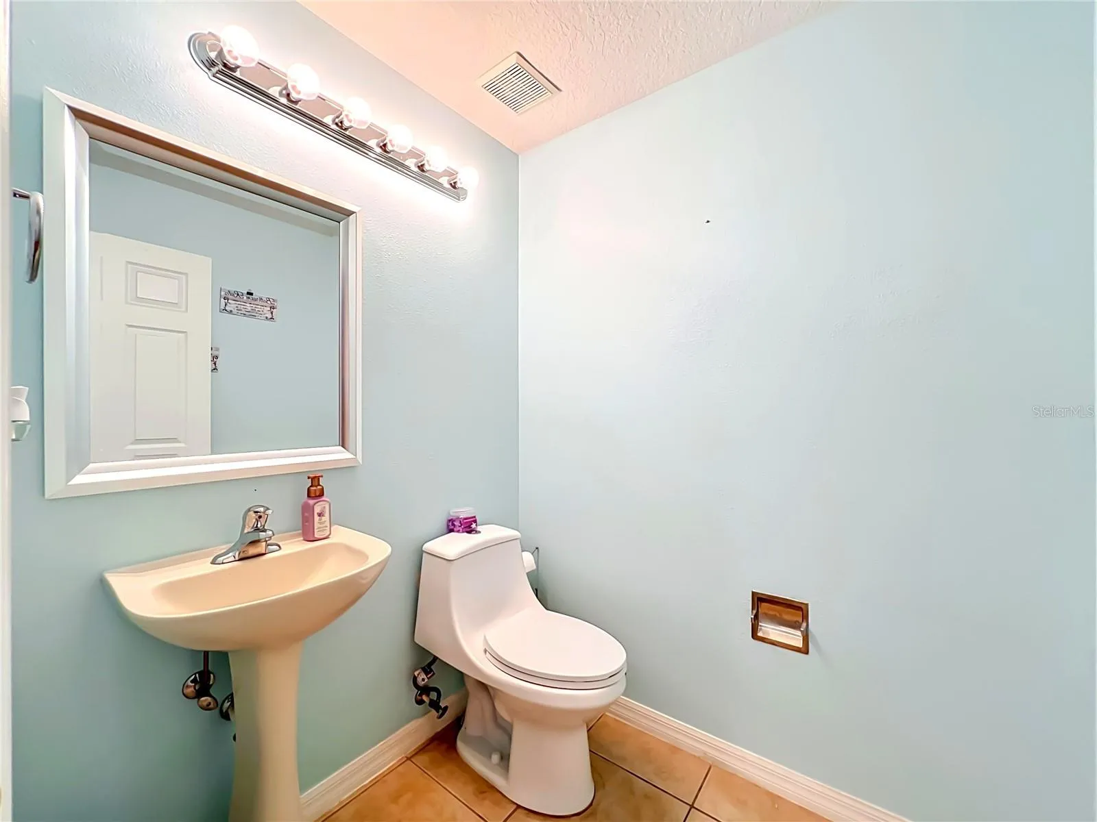 Downstairs Half-Bathroom