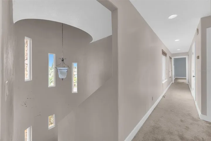 STAIR CASE
