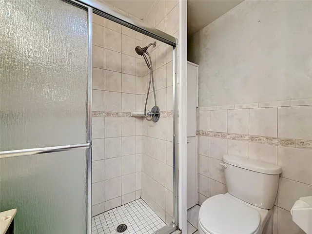 Primary En Suite