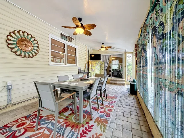 Screened Patio