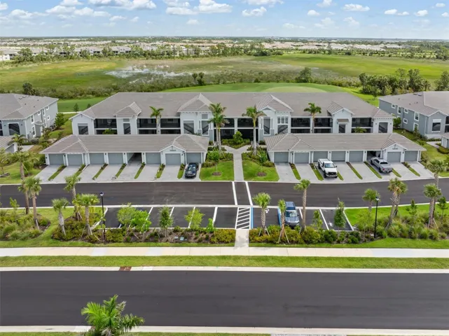 End Unit 2nd Floor with Golf Membership Included