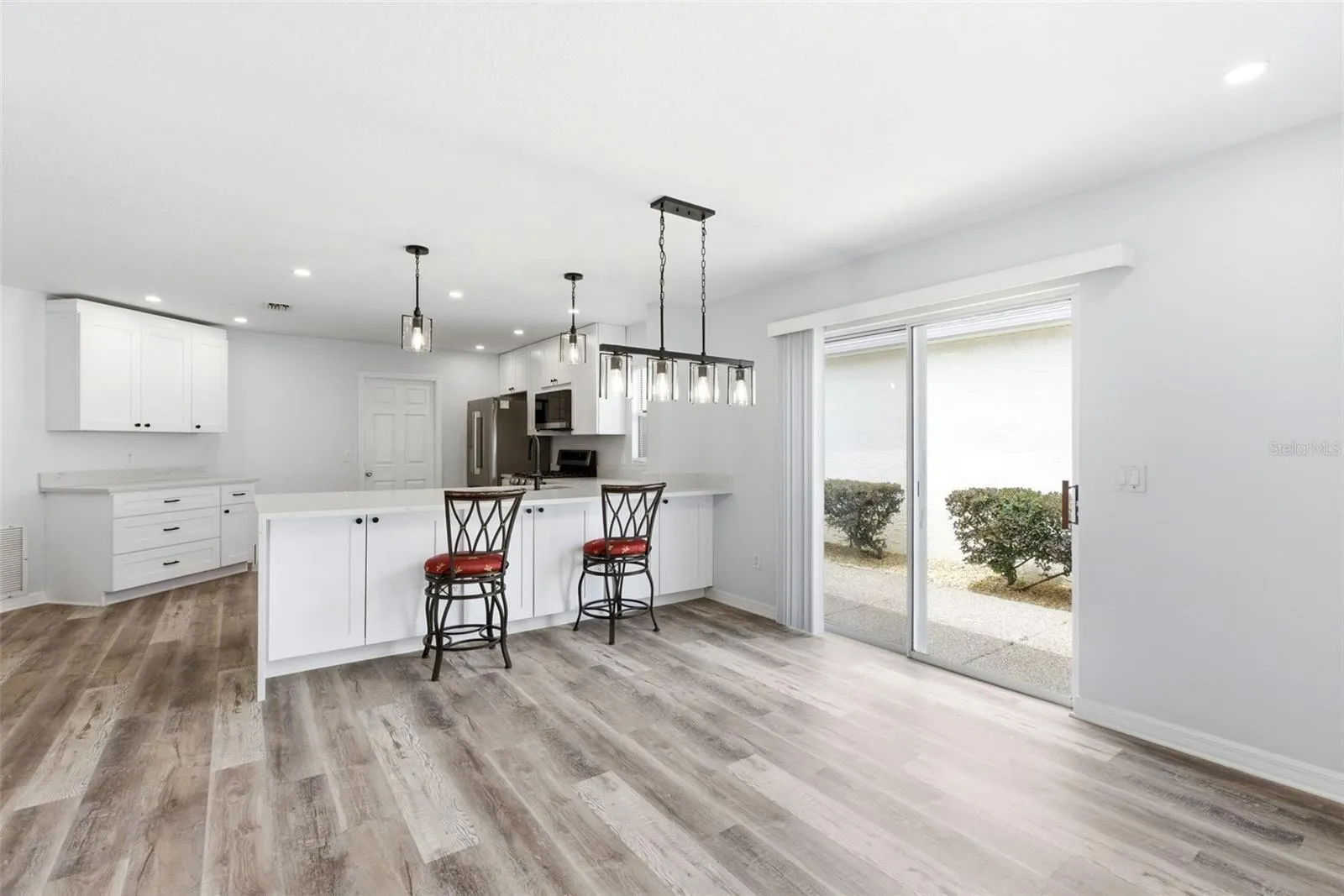 Dining Area 1