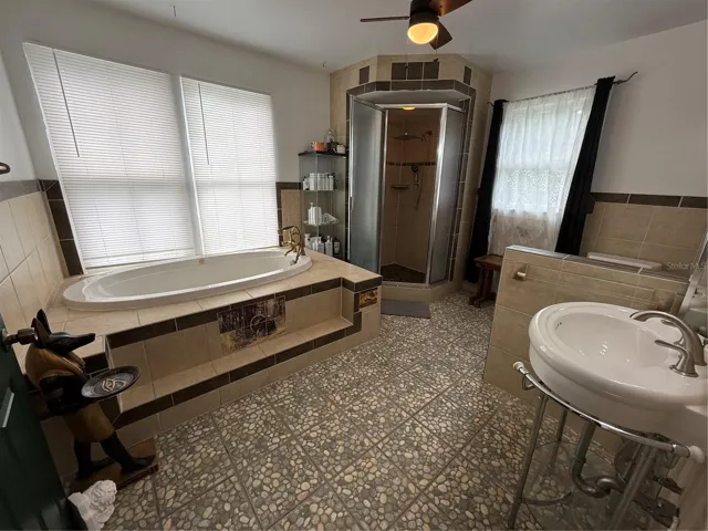 Upstairs Bathroom