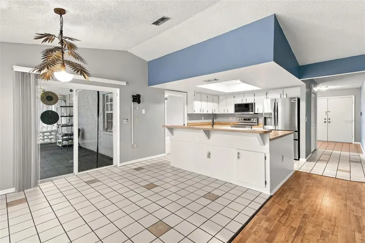Breakfast Nook to Kitchen
