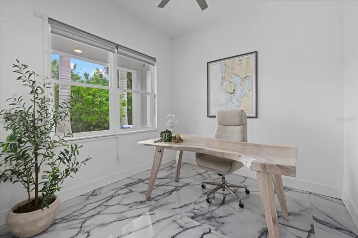 Office/Den/Bonus room