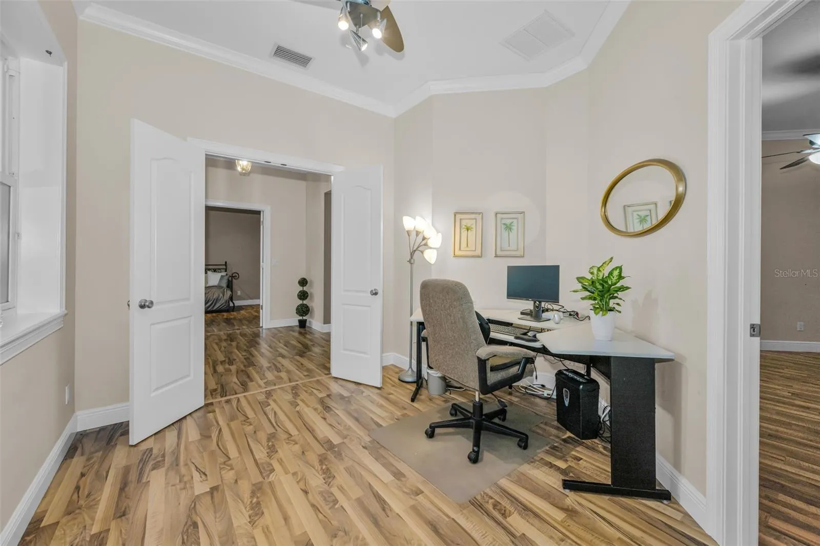 9X9 OFFICE