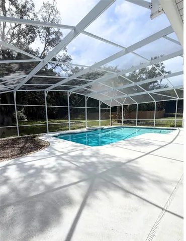 Newly re-screened pool enclosure (2026)