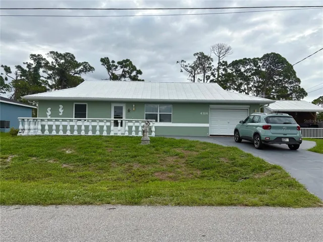 Front of 4314 Joseph St