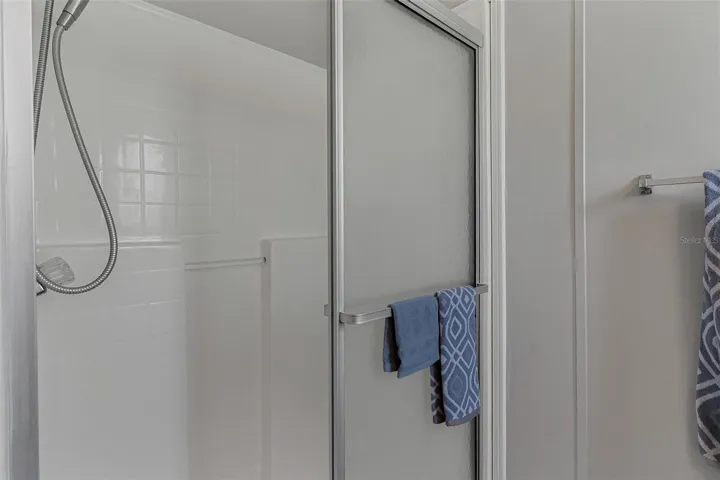 Shower with easy clean up glass door...