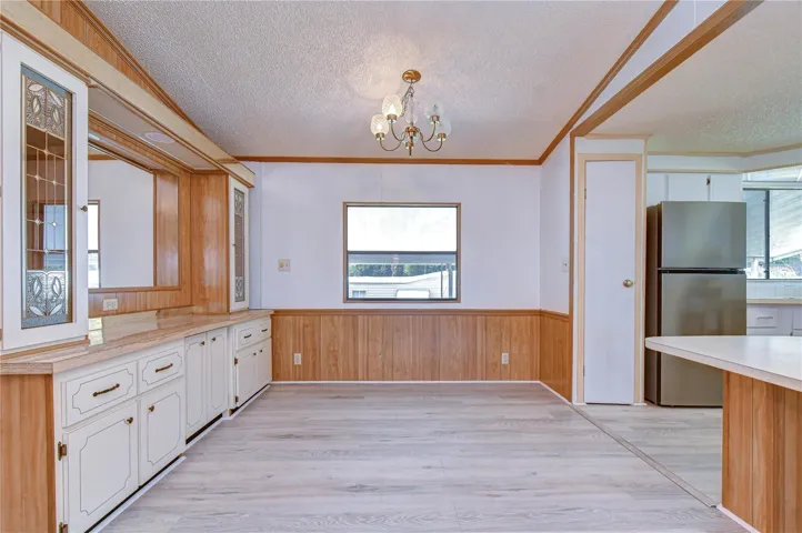 Built In Case Dining Room