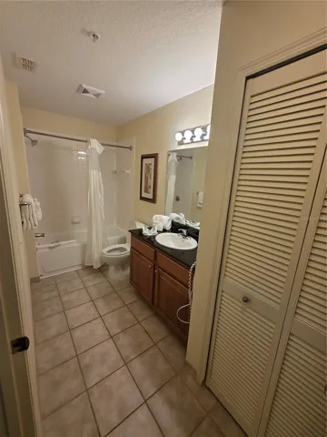 2nd Bathroom
