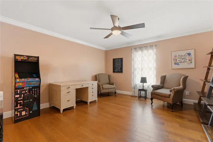 Loft 2nd Flr