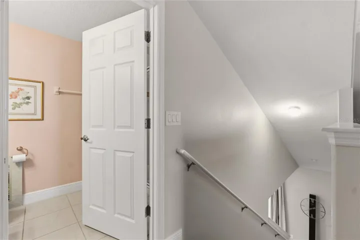 Lofts ensuite bathroom