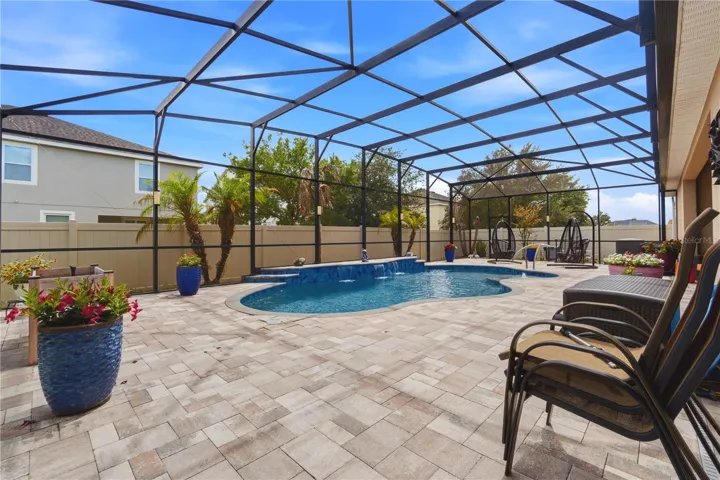 Enclosed Pool and Patio