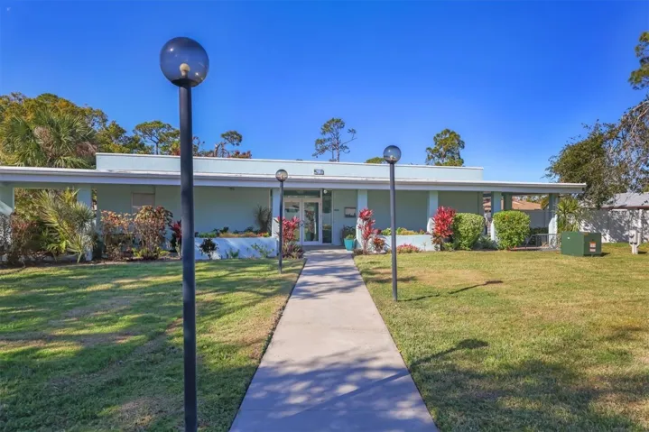 Active Clubhouse with new kitchen and updates