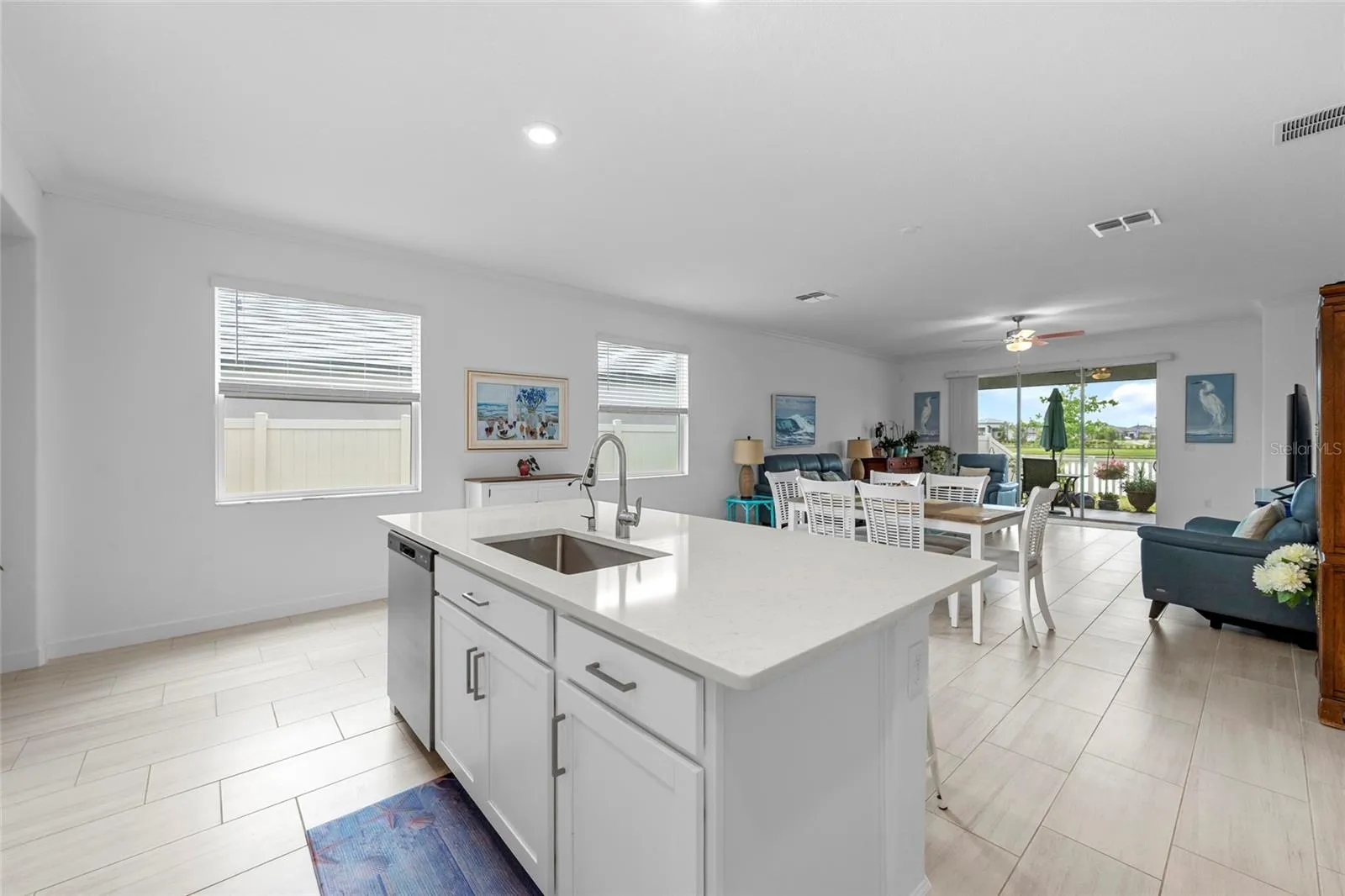 Kitchen With Island