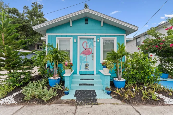 DAYTIME FRONT OF HOUSE
