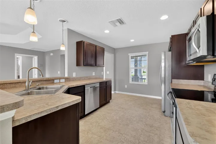 Kitchen with cozy eat-in area