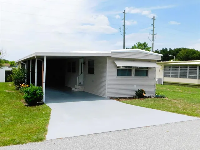 Welcome to Oaks Royal 55+ Community.
