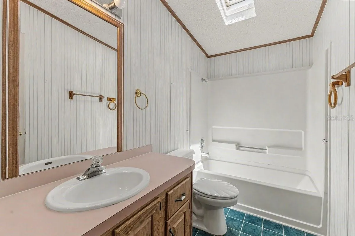 Bathroom 2