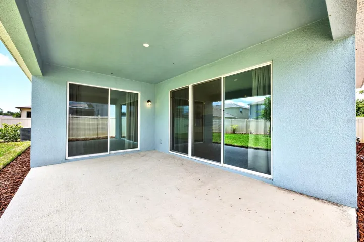 Covered Lanai.