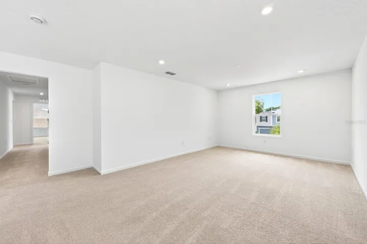 Bonus/Loft.