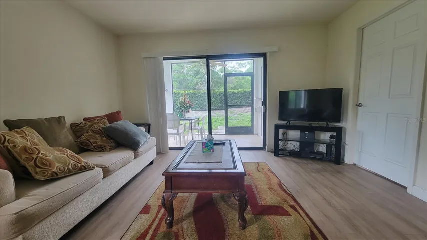living dining combo