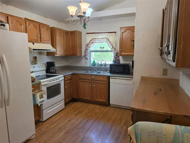 Kitchen Virtually Staged