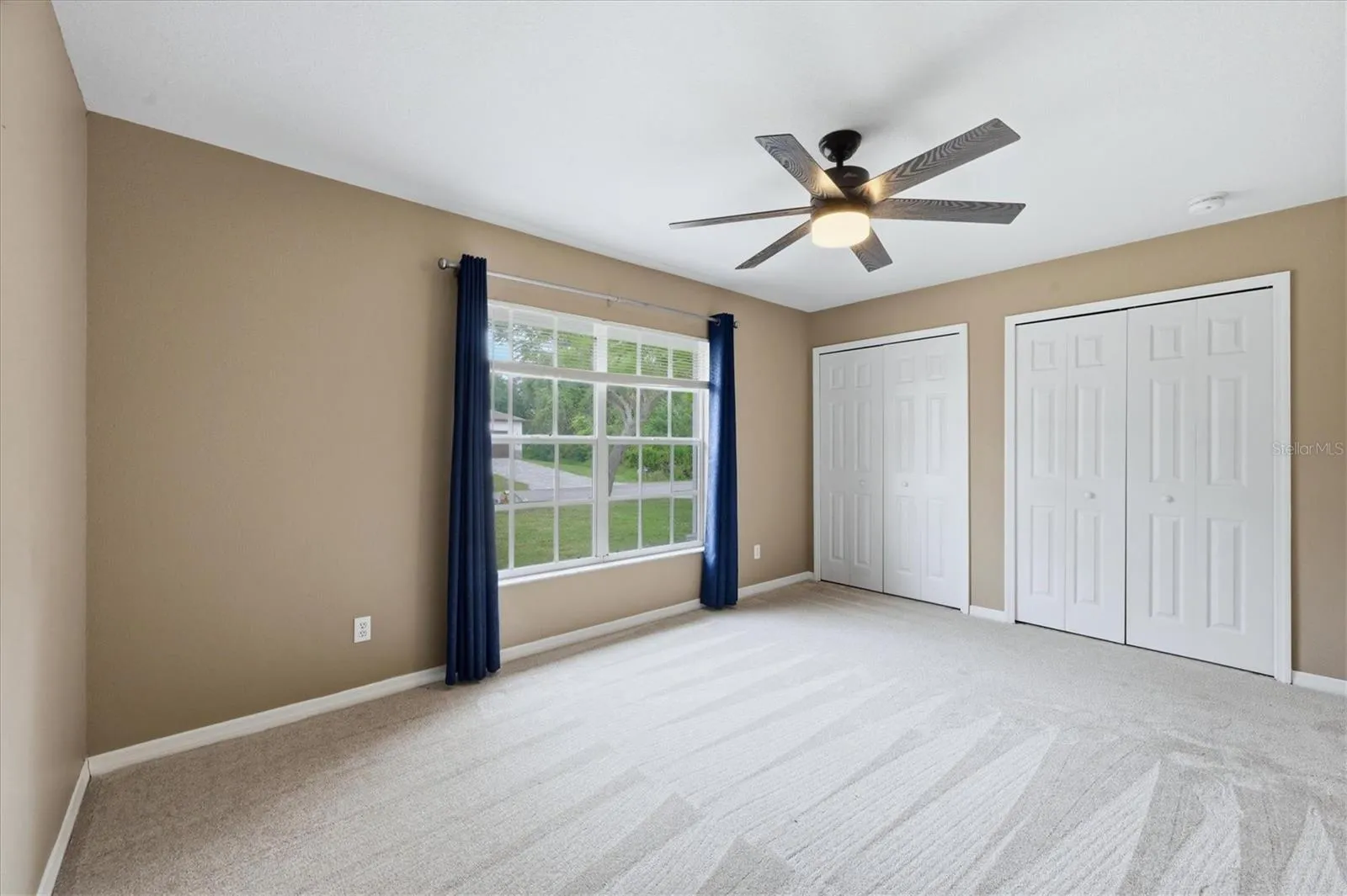 FRONT GUEST BEDROOM