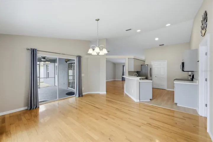 FAMILY RM & KITCHEN