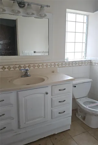 Primary bath