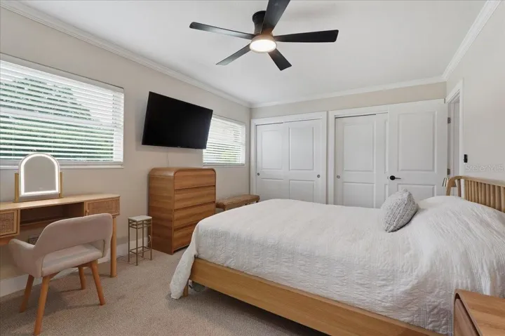 SPACIOUS AND PRIVATE PRIMARY SUITE