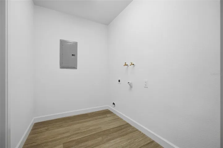 Laundry Room (Indoor)