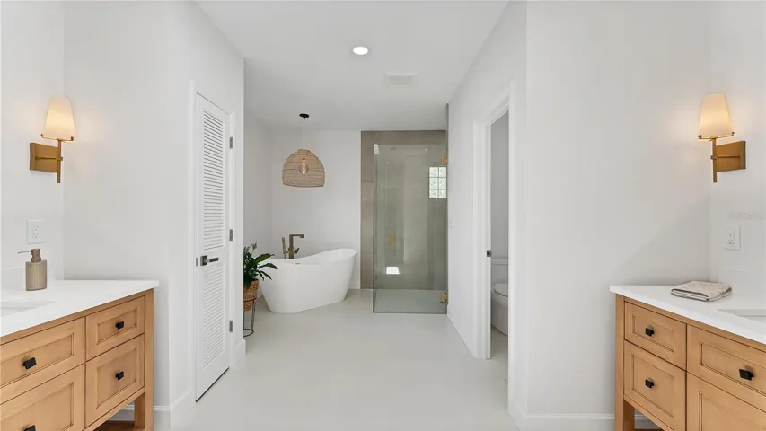 Primary ensuite bathroom