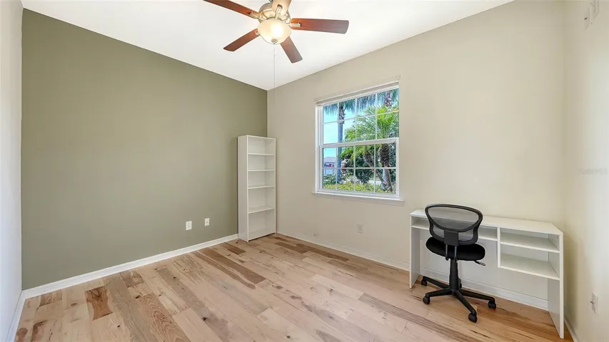 3rd bedroom/den/office