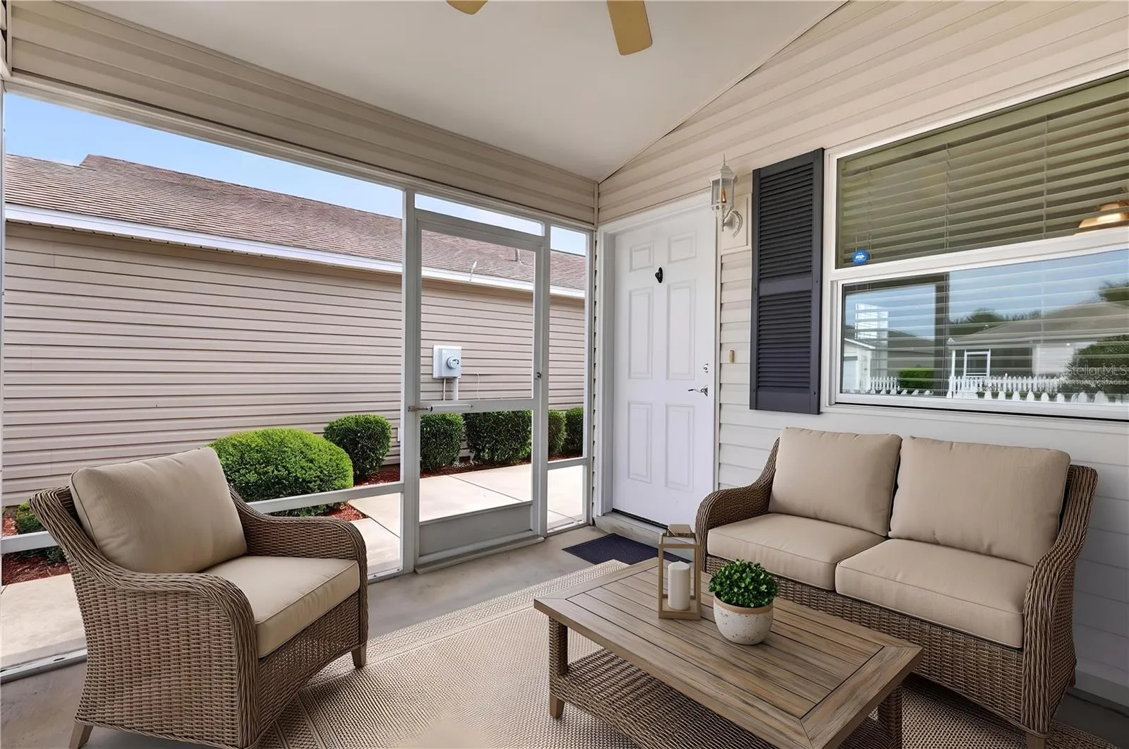 Lanai-Virtually Staged