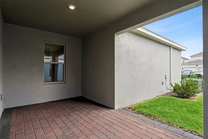 Covered lanai