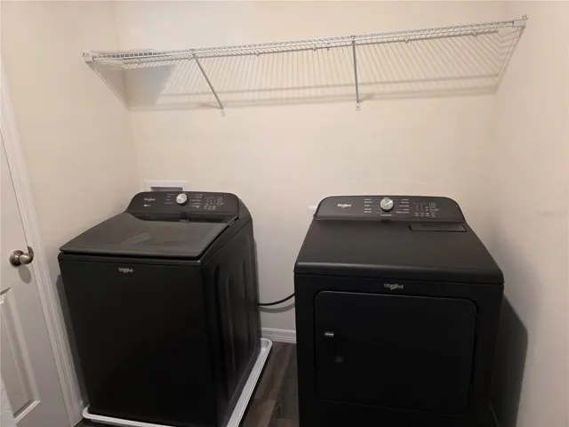 washer and dryer stay too at this price !