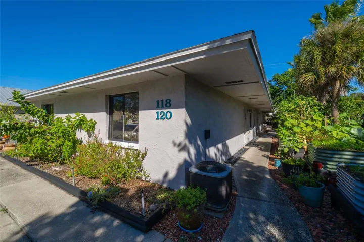 120 Madison Avenue, Cape Canaveral, FL 32920