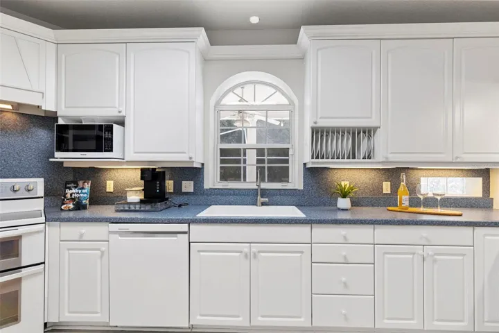 Kitchen cabinets