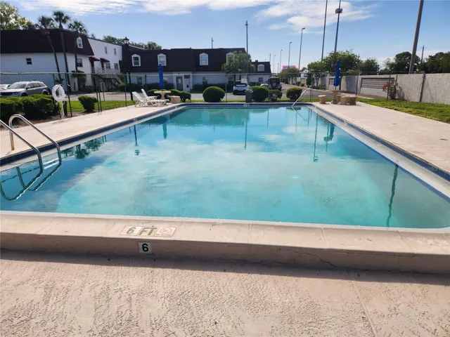 Pool Hillsborough side