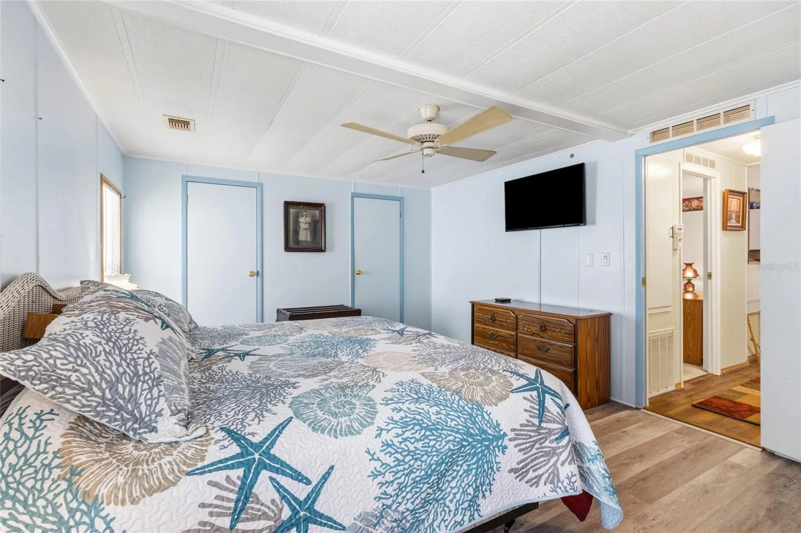 Master Suite with 2 Walk-in Closets