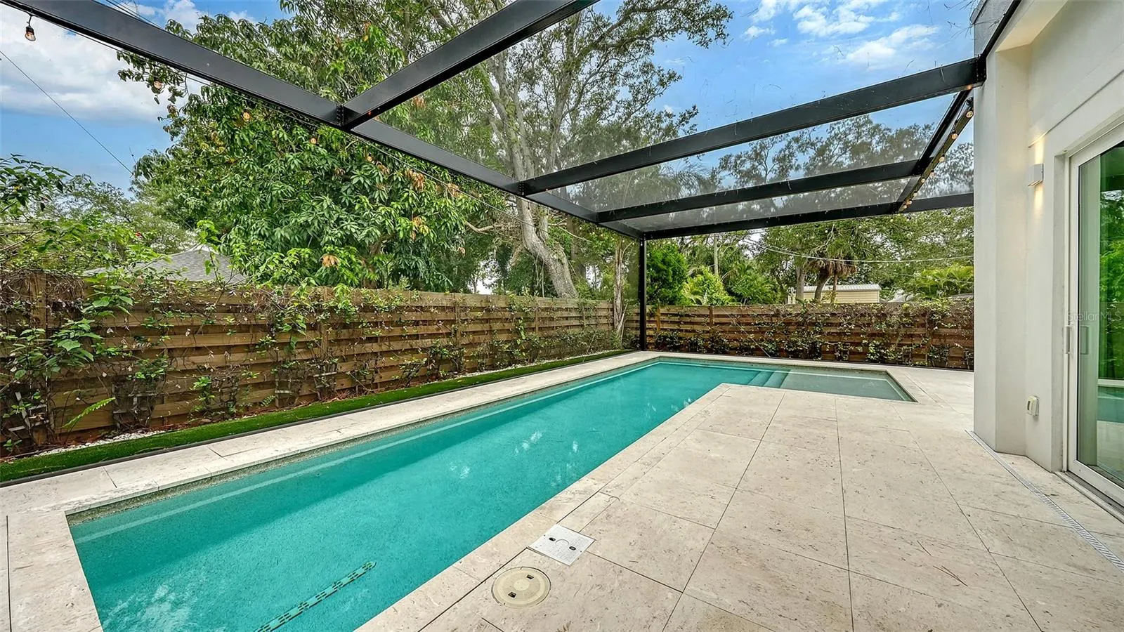 Lap pool