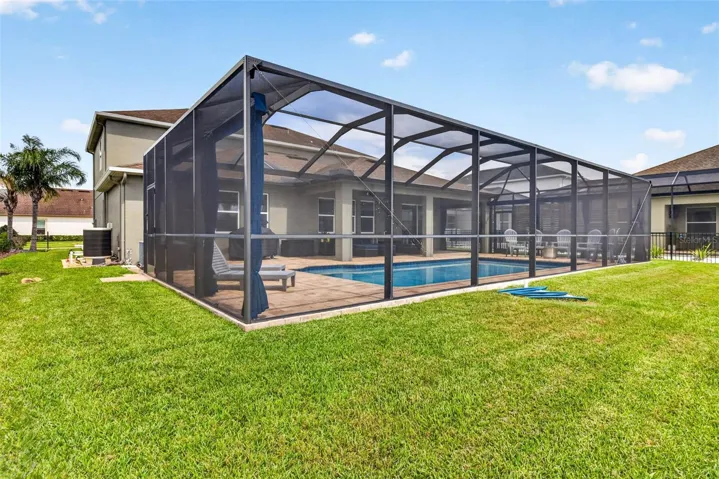 Still more space in the yard- can be fenced.