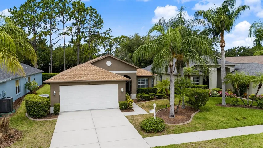 Resort-style curb appeal