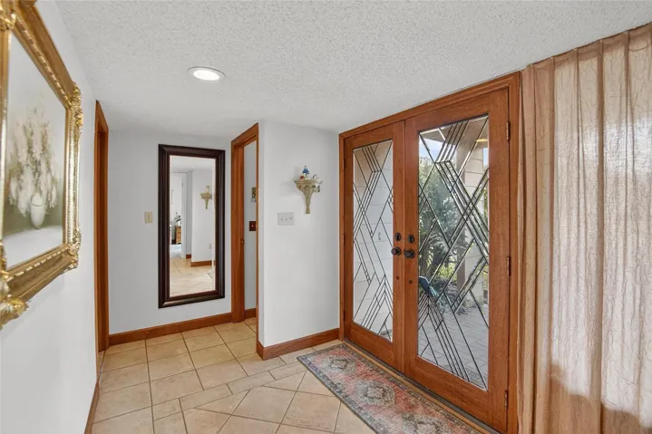 Front entryway